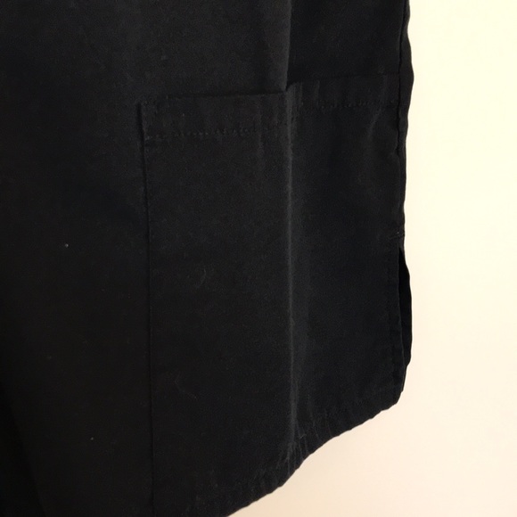 Cherokee black scrub top size small - Picture 5 of 6